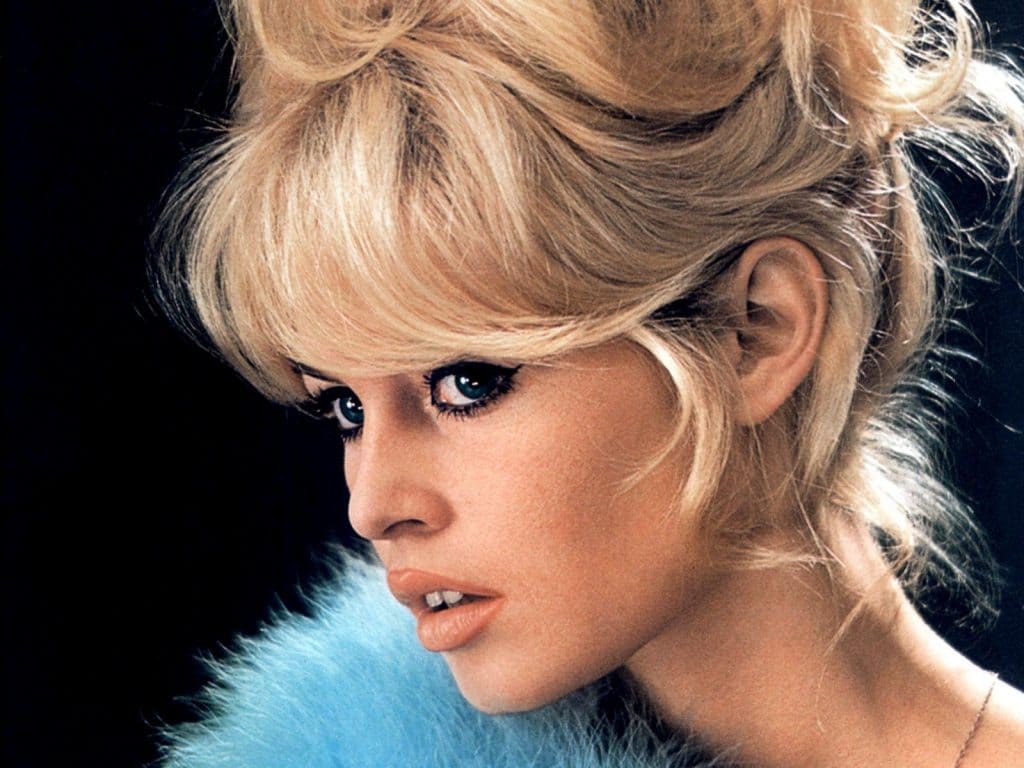 Cómo conseguir el flequillo Brigitte Bardot Extensionmania