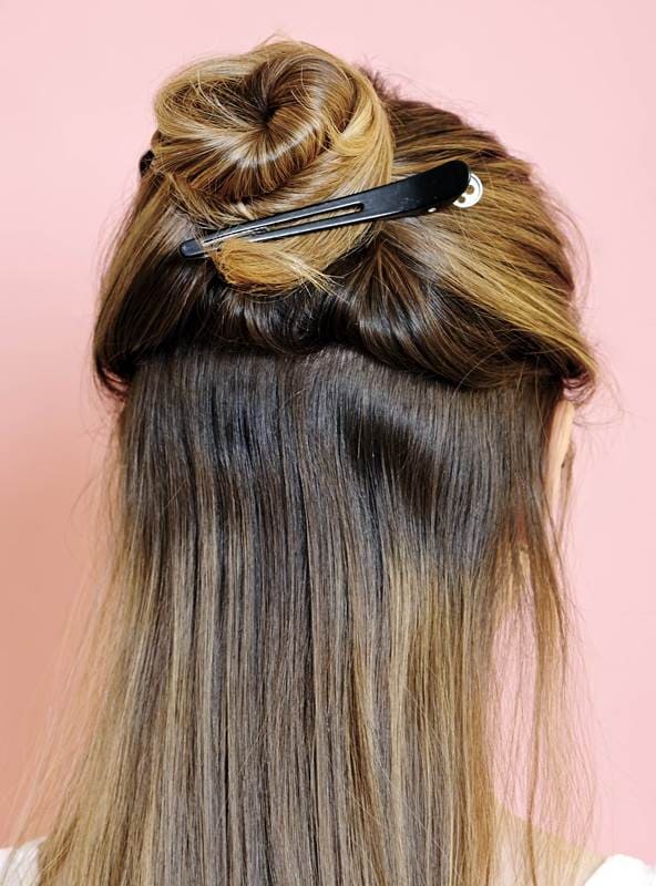 Peinado de invitada de boda con trenza XL Extensionmania