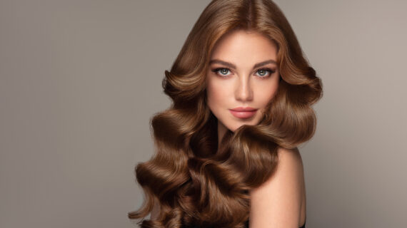 Ondas Glam: La melena con volumen y estilo que domina las tendencias