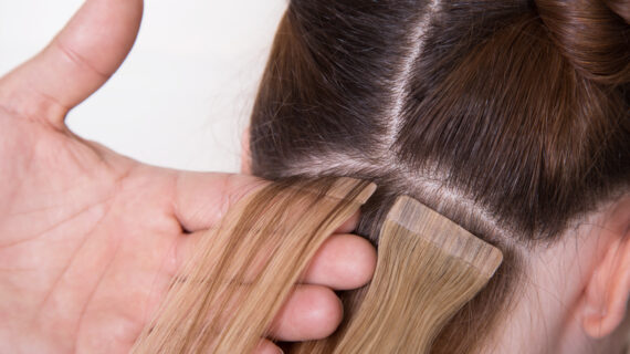 extensiones adhesivas de cerca