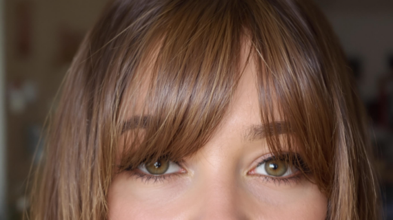 ¿Dudas de hacerte el flequillo de moda? Usa extensiones y transforma tu look al instante