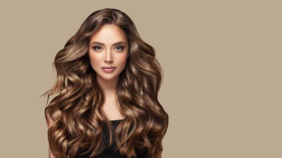 5 Tendencias de cabello 2025: looks con volumen, color y estilo gracias a las extensiones de EXTENSIONmania